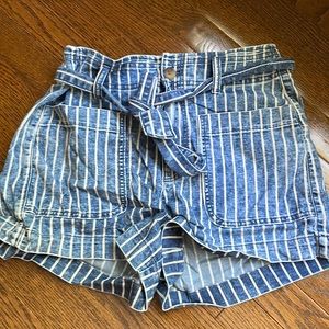 american eagle shorts